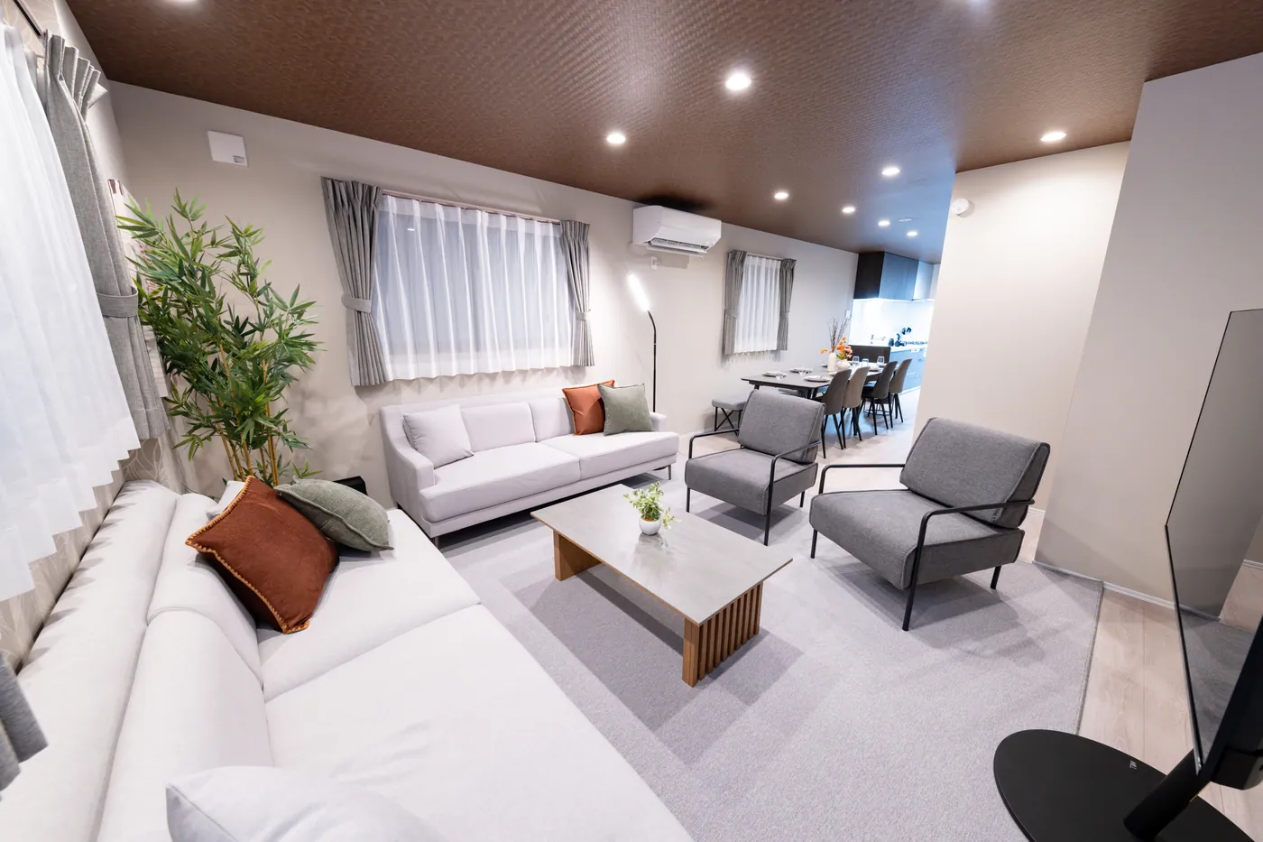 HOTEL NESTA OSHIAGE TWO